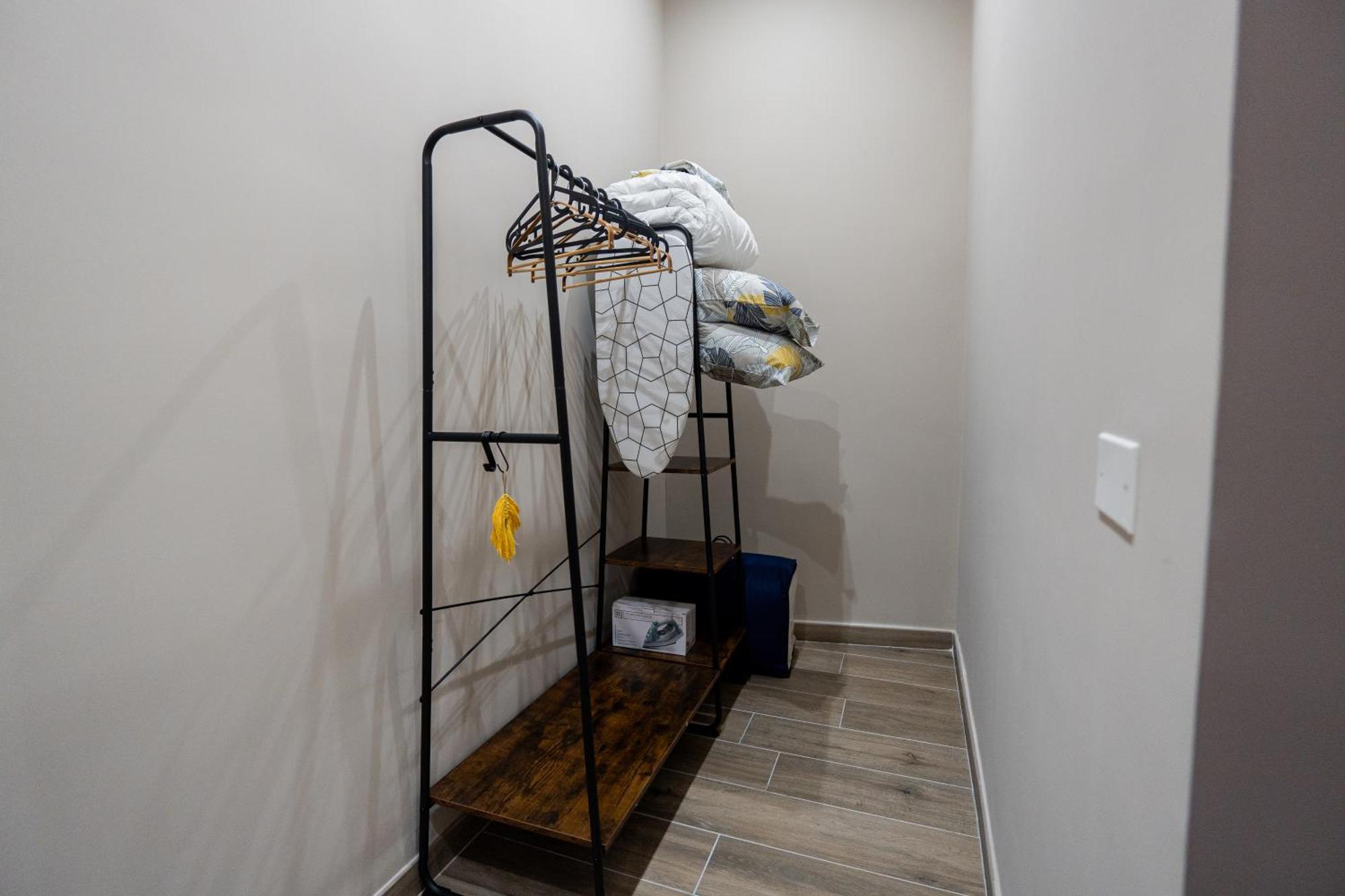 La Casa Di Bianca - Modern Suites Near Plebiscito Napoli Bagian luar foto