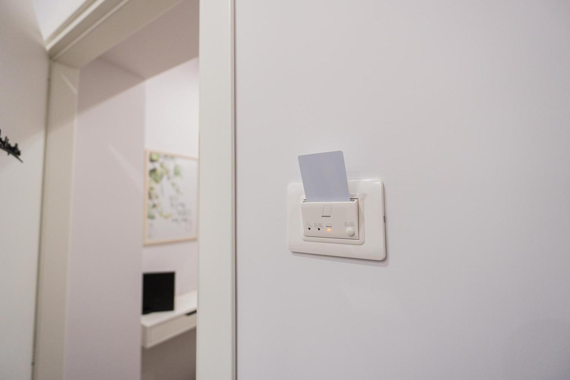 La Casa Di Bianca - Modern Suites Near Plebiscito Napoli Bagian luar foto