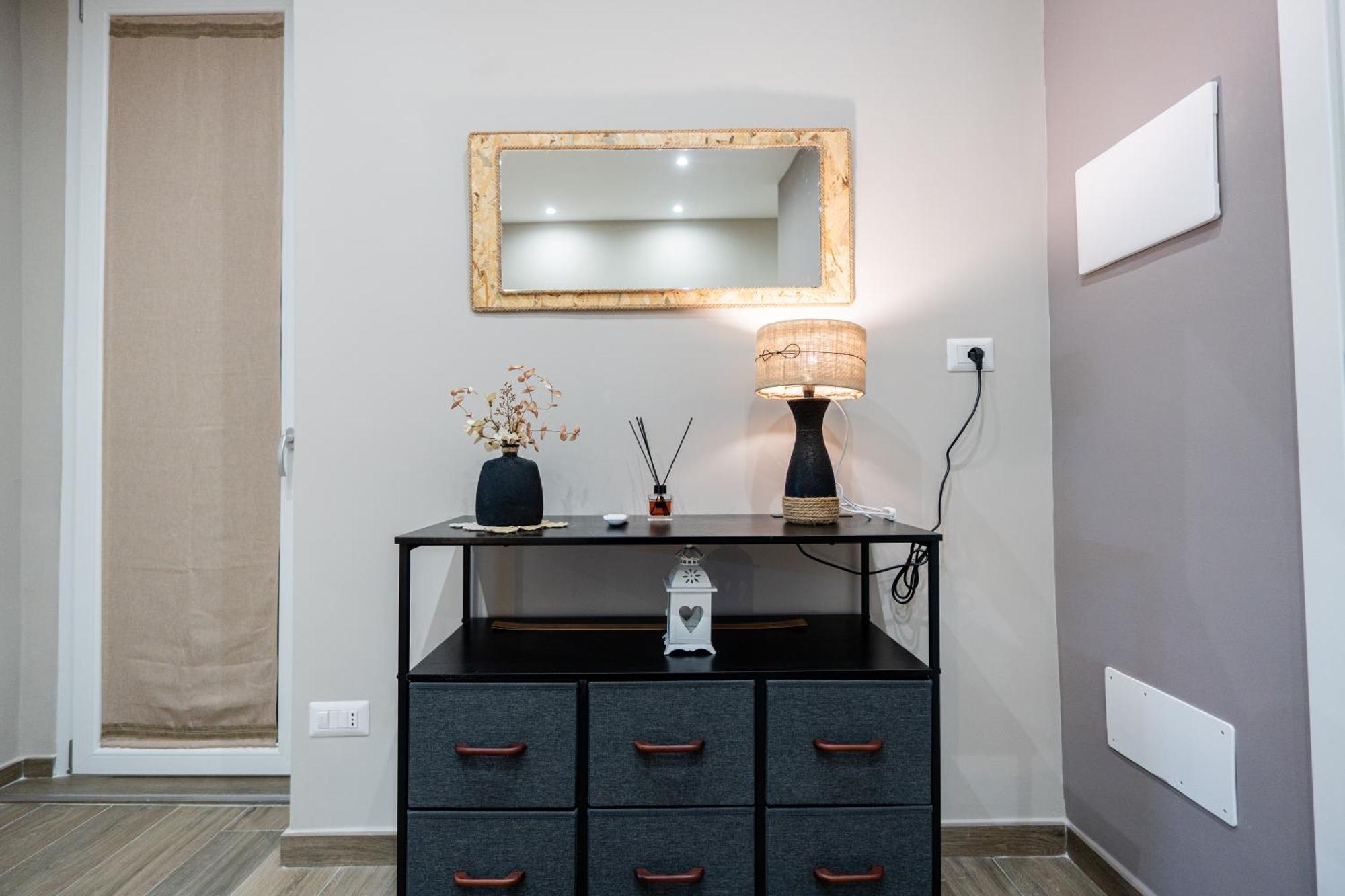 La Casa Di Bianca - Modern Suites Near Plebiscito Napoli Bagian luar foto